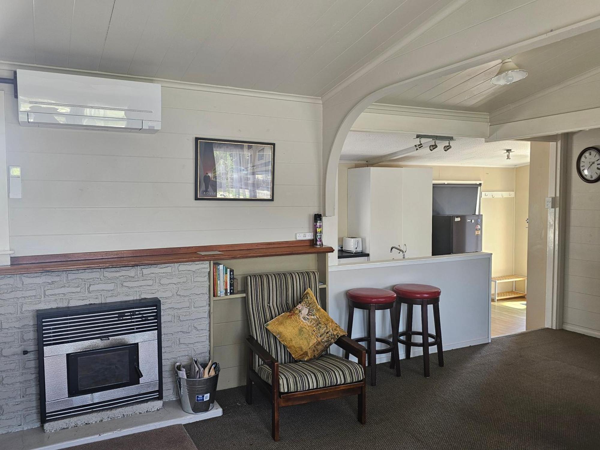 Villa Cosy Lockwood In Town Tauposee Exterior foto